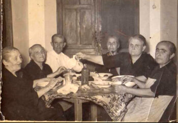 día de matanza en casa de D. Eduardo Delgado Mayoral 1955